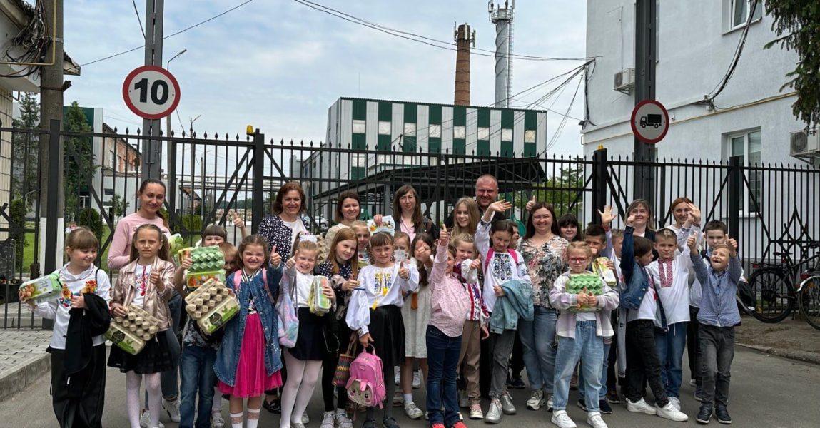 Zhytomyr Cardboard Factory Opens Doors to Production Secrets for Students